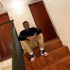 Meet your Posher, Marlon